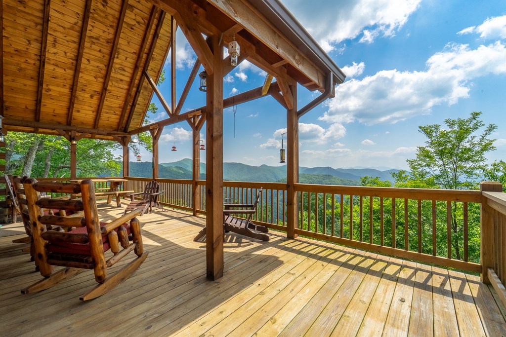 214 Indianola Lane, BRYSON CITY, New York image 35