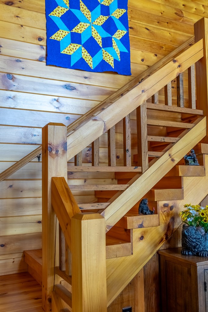214 Indianola Lane, BRYSON CITY, New York image 32