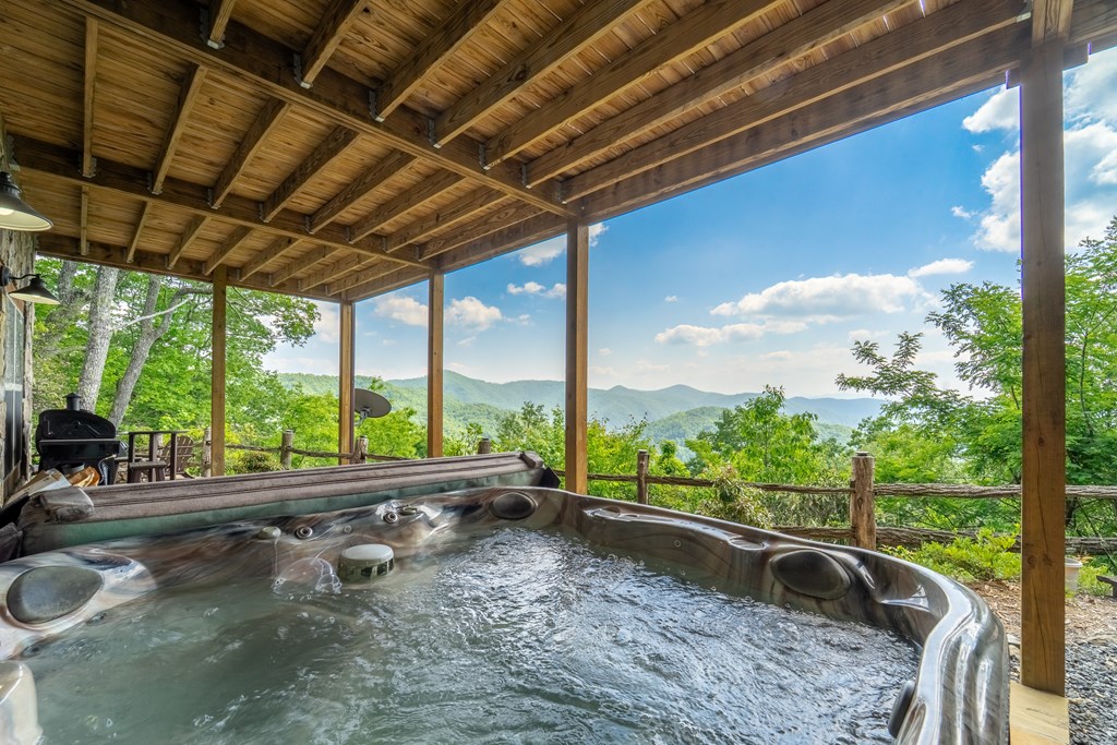 214 Indianola Lane, BRYSON CITY, New York image 41