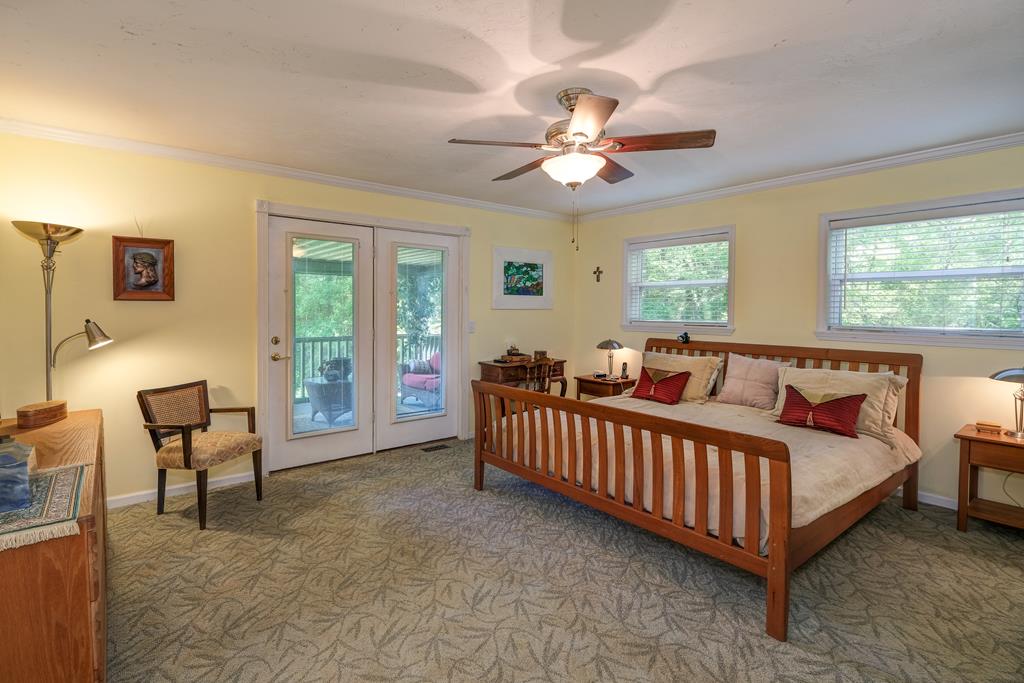 36 Woodcastle Lane, HAYESVILLE, New York image 23