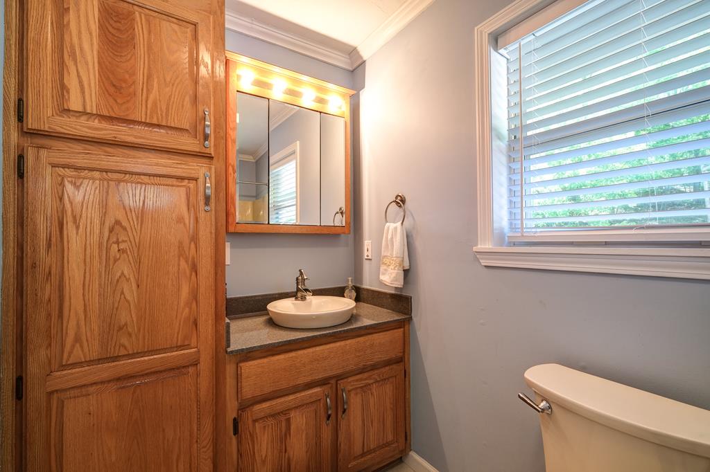 36 Woodcastle Lane, HAYESVILLE, New York image 31