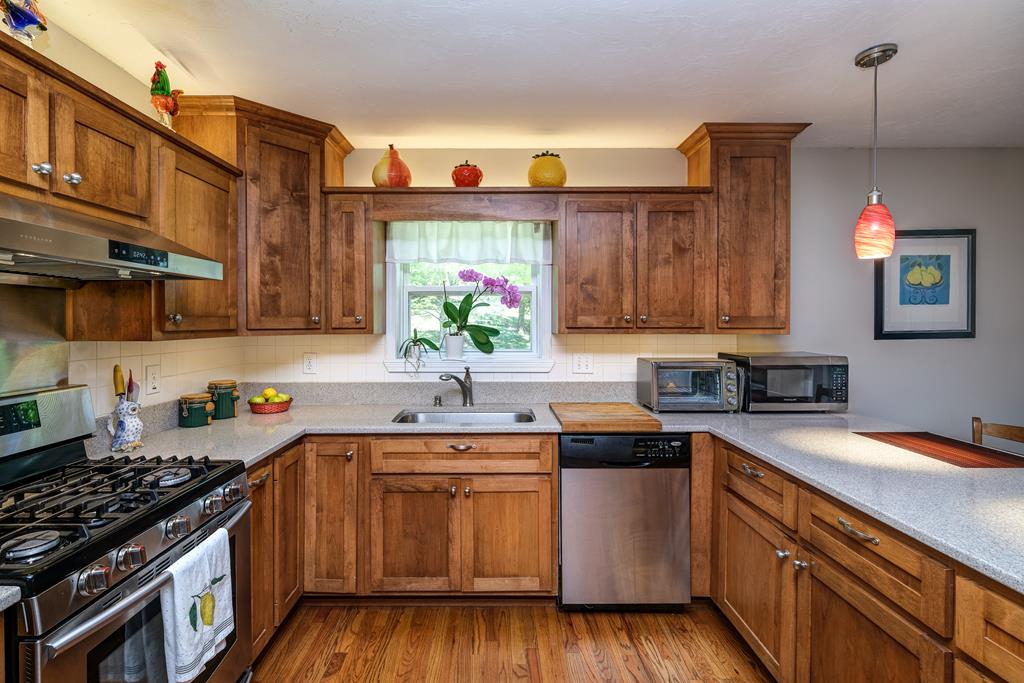 36 Woodcastle Lane, HAYESVILLE, New York image 14