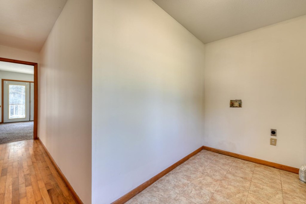 1493 Greasy Creek Rd, BRASSTOWN, North Carolina image 27