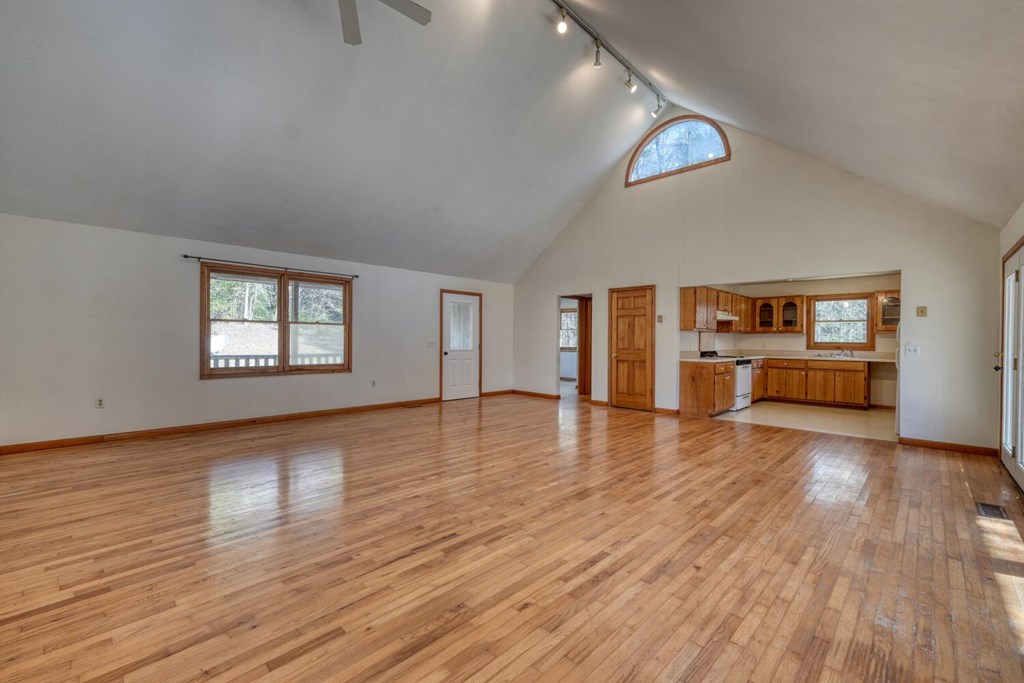 1493 Greasy Creek Rd, BRASSTOWN, North Carolina image 13