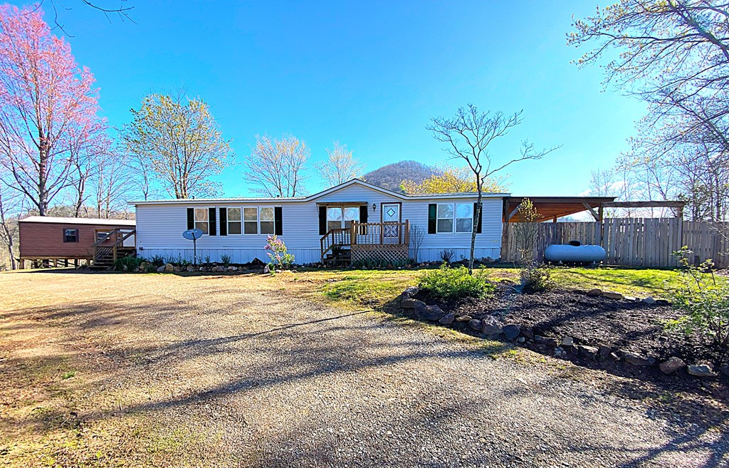 254 Indian Hills Dr, MURPHY, North Carolina image 2