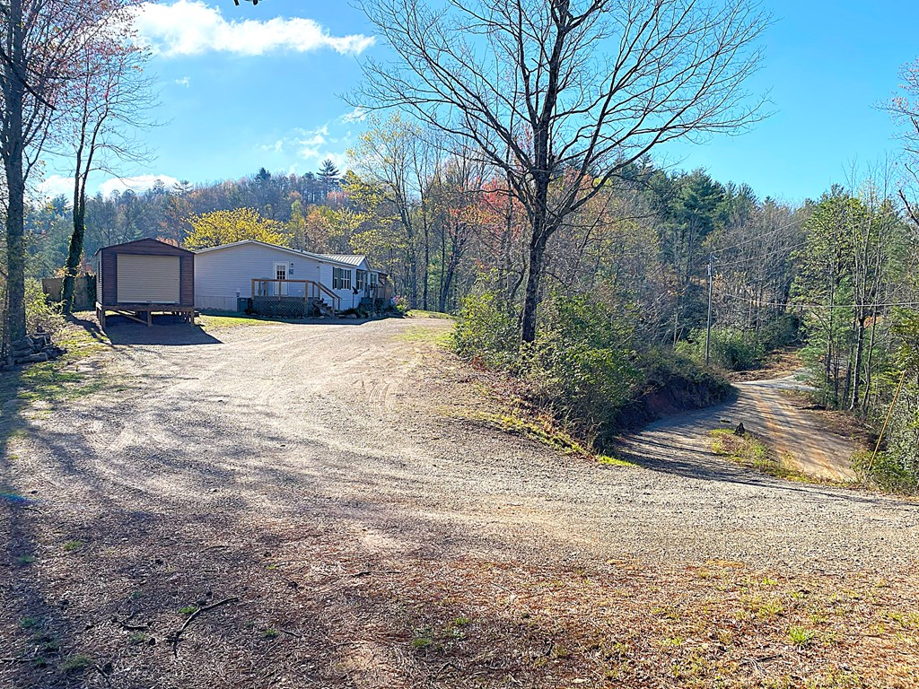 254 Indian Hills Dr, MURPHY, North Carolina image 3