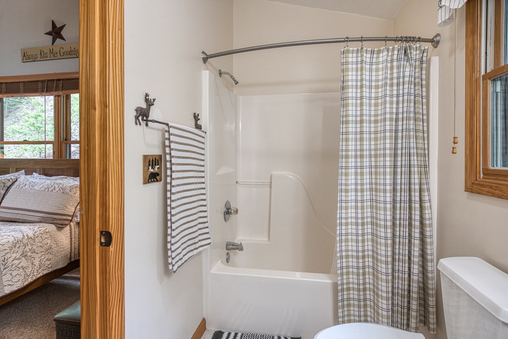 515 Canterbury Road, MURPHY, New York image 24