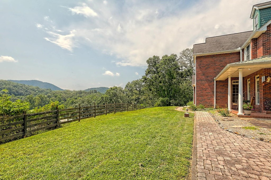 7597 Hwy 64e, HAYESVILLE, North Carolina image 4