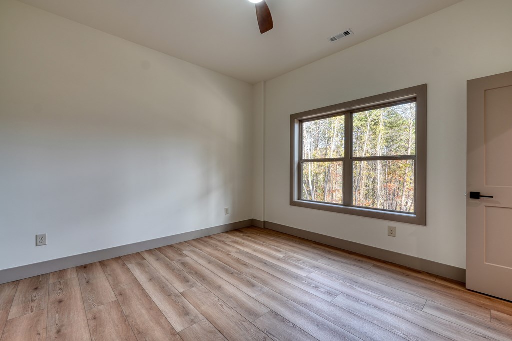 76 Murray Hill Terrace, HAYESVILLE, New York image 34