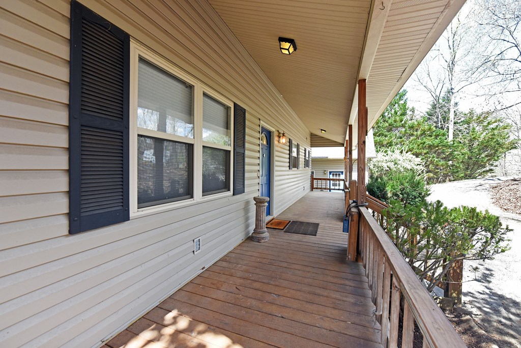 625 Mcridge Road, HIAWASSEE, Georgia image 4