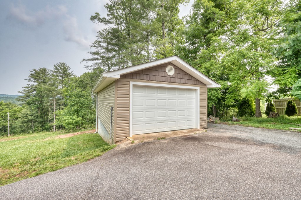 497 Hidden Lake Rd, BLAIRSVILLE, Georgia image 10