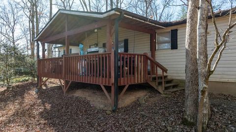 Homes For Sale - 149 Sasha Dr<br/> MURPHY, NC 28906