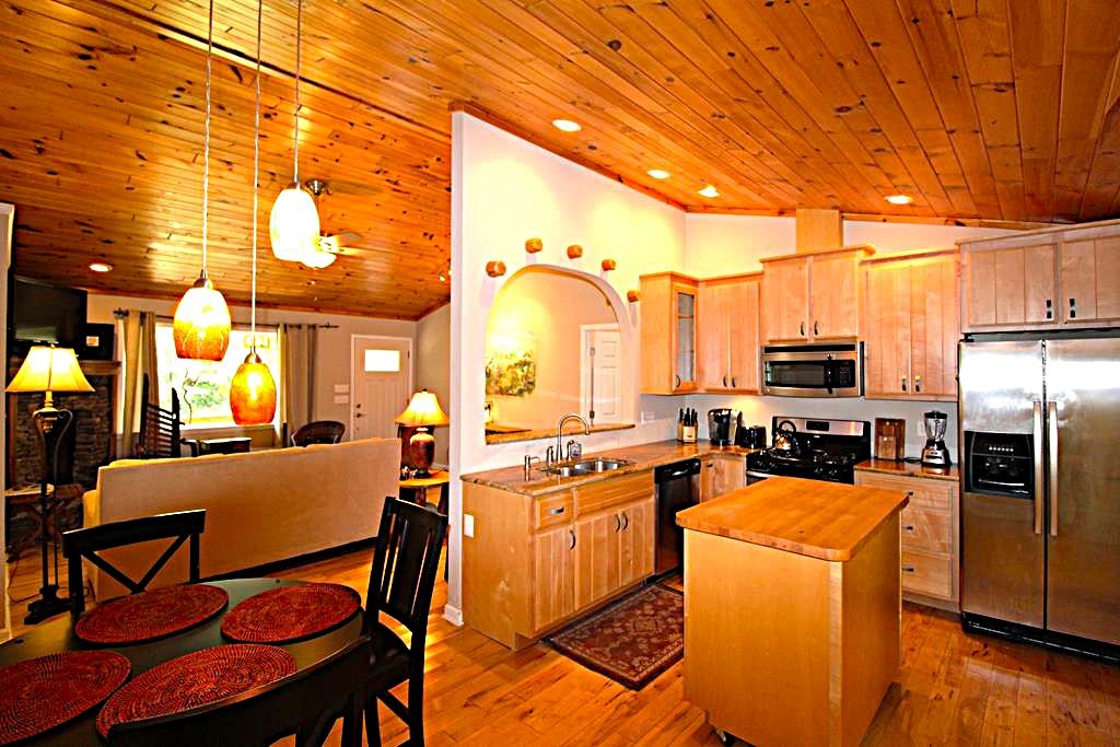 140 Hannel Drive, MURPHY, North Carolina image 6