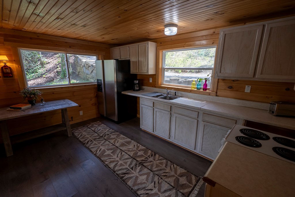 380 Thunderbird Trail, ROBBINSVILLE, New York image 10