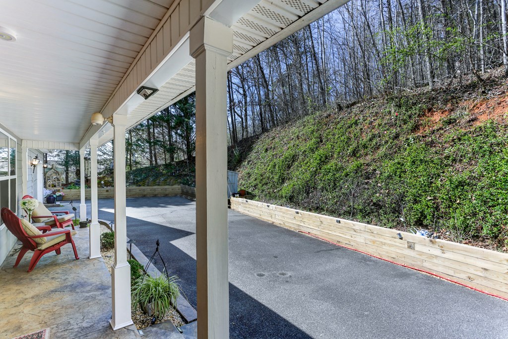 255 Ash Branch Circle, HAYESVILLE, North Carolina image 10