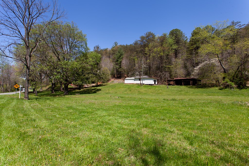 1263 Old Tallulah Rd, ROBBINSVILLE, North Carolina image 10