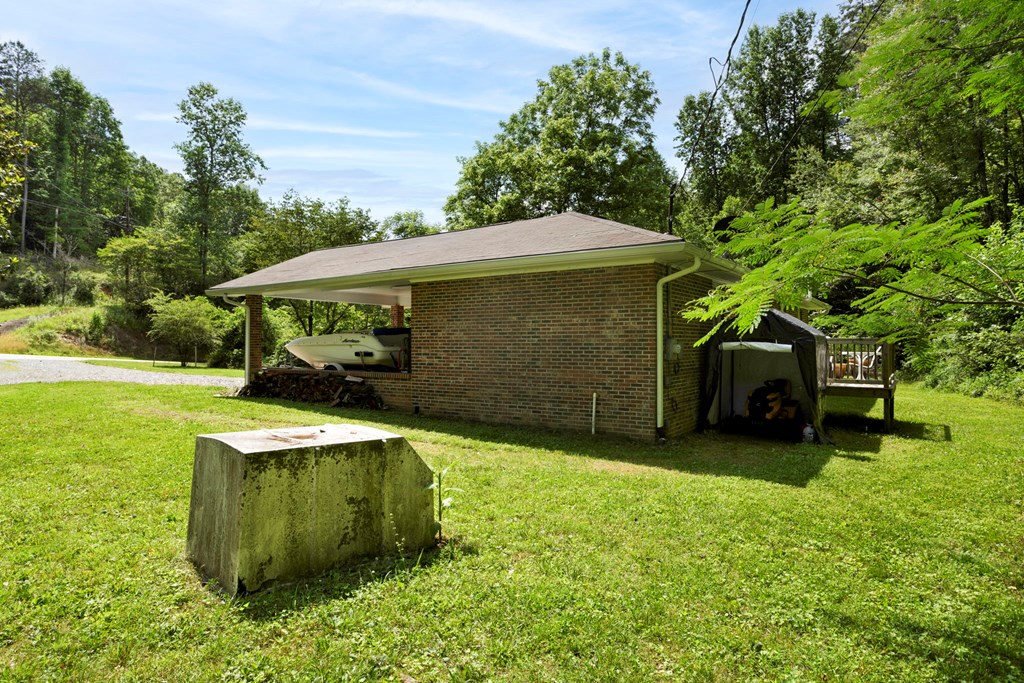 5975 Joe Brown Hwy, MURPHY, North Carolina image 7