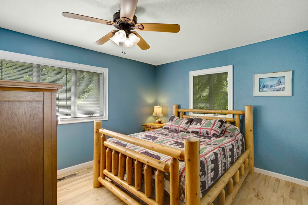 5975 Joe Brown Hwy, MURPHY, North Carolina image 31