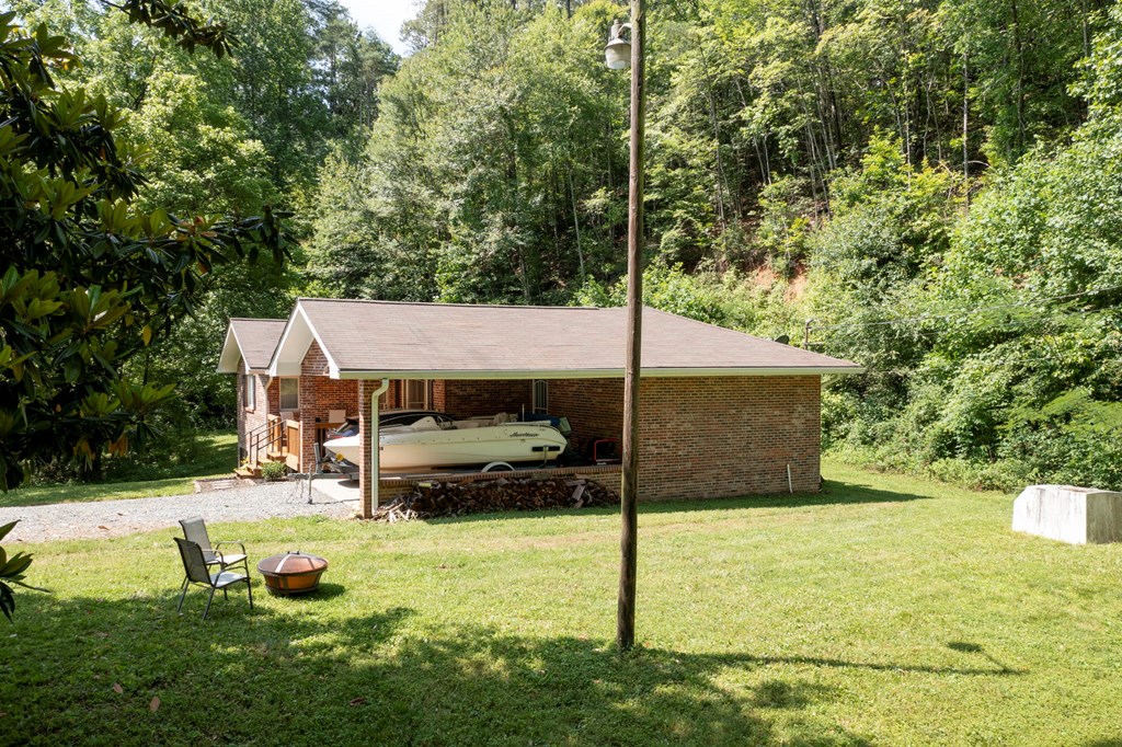 5975 Joe Brown Hwy, MURPHY, North Carolina image 4