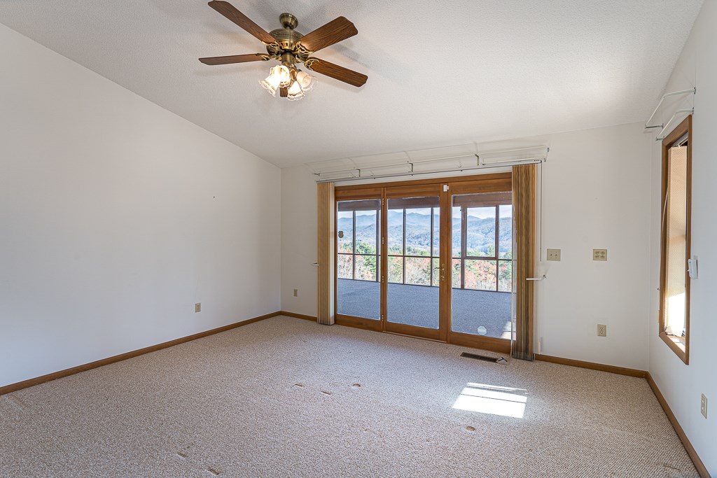 638 Caesars Cove Drive #6, HAYESVILLE, North Carolina image 18