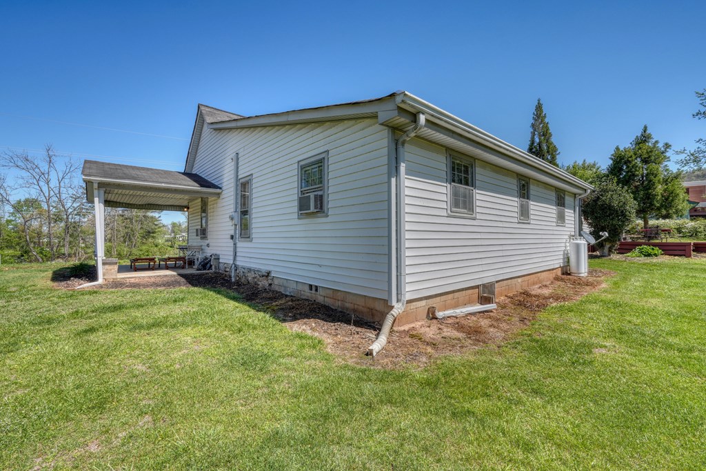 26 River Street, HIAWASSEE, Georgia image 11