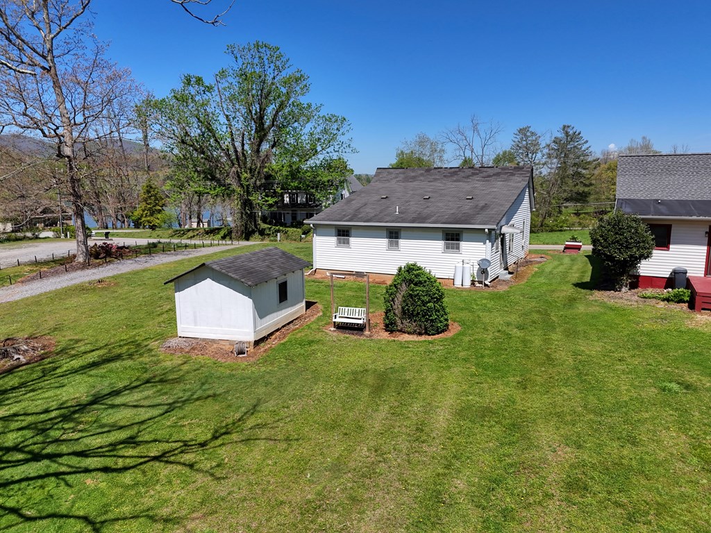 26 River Street, HIAWASSEE, Georgia image 9