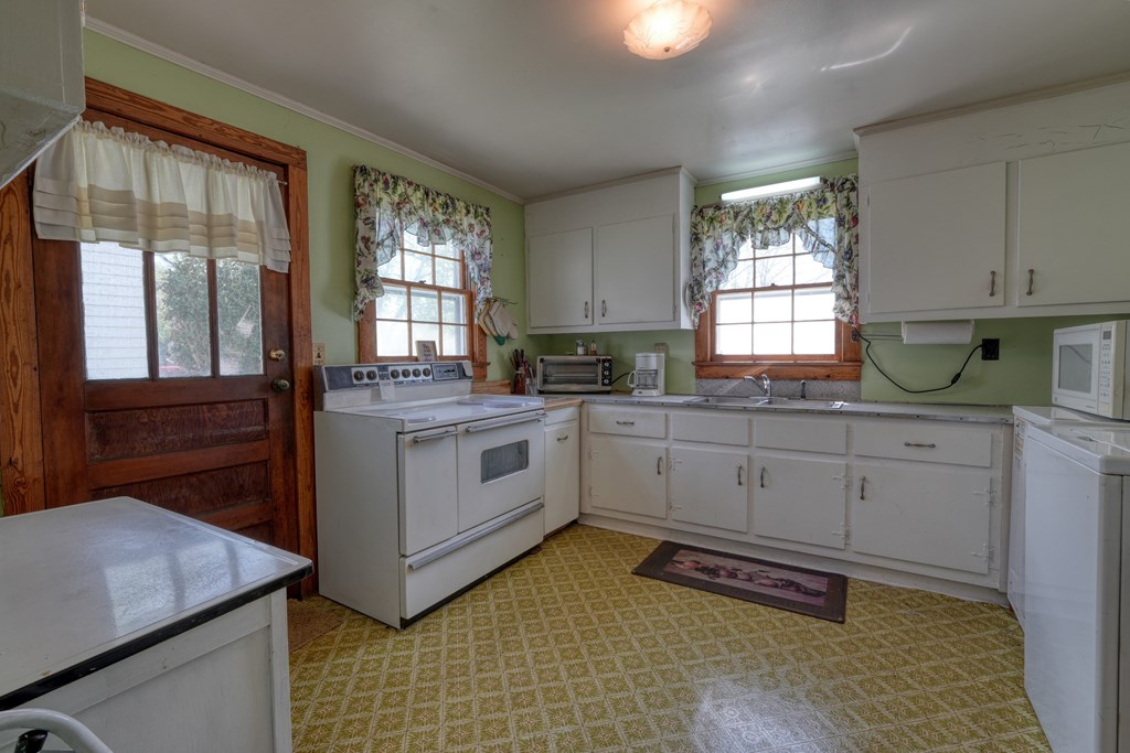 26 River Street, HIAWASSEE, Georgia image 22