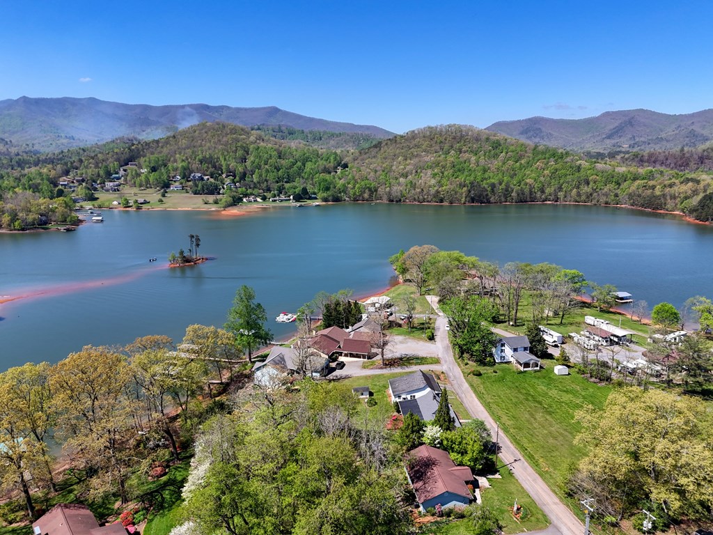 26 River Street, HIAWASSEE, Georgia image 45