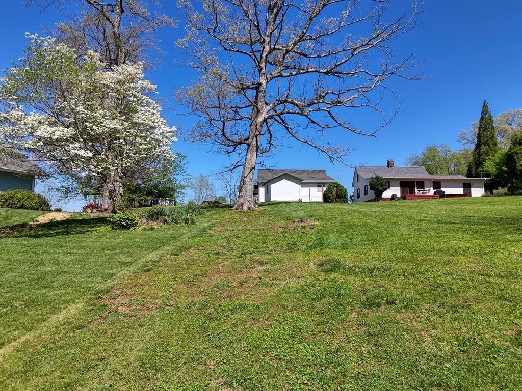 26 River Street, HIAWASSEE, Georgia image 6