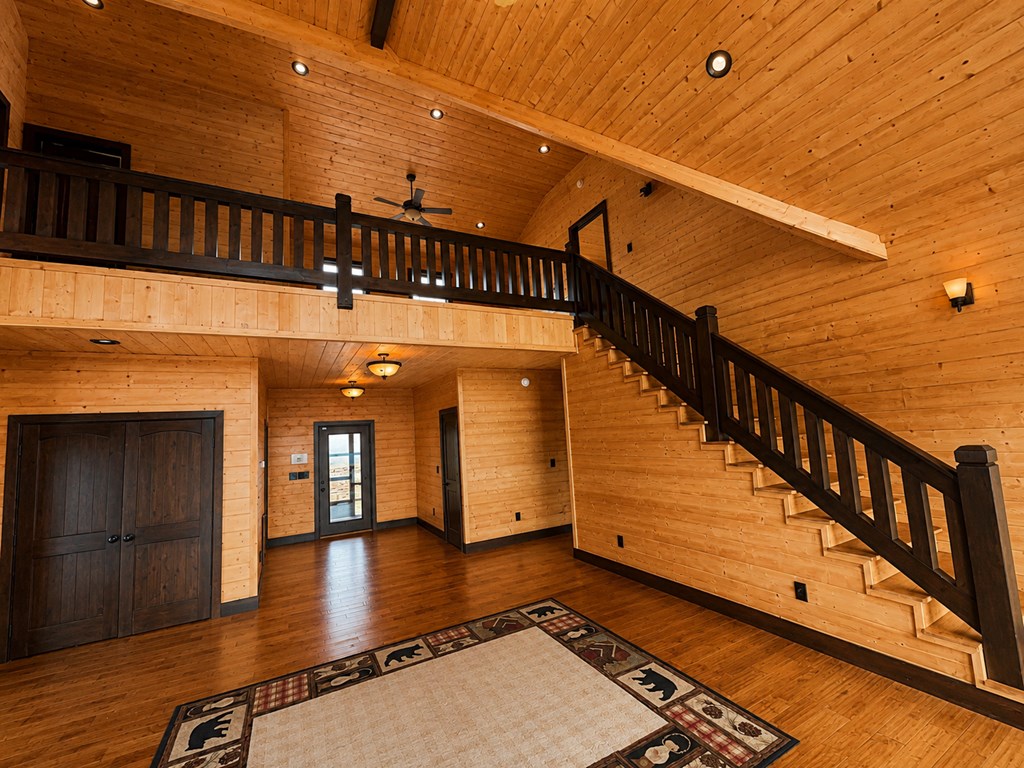 Mineral Bluff, Georgia, 30559, United States, 5 Bedrooms Bedrooms, ,4 BathroomsBathrooms,Residential,Active,2052073