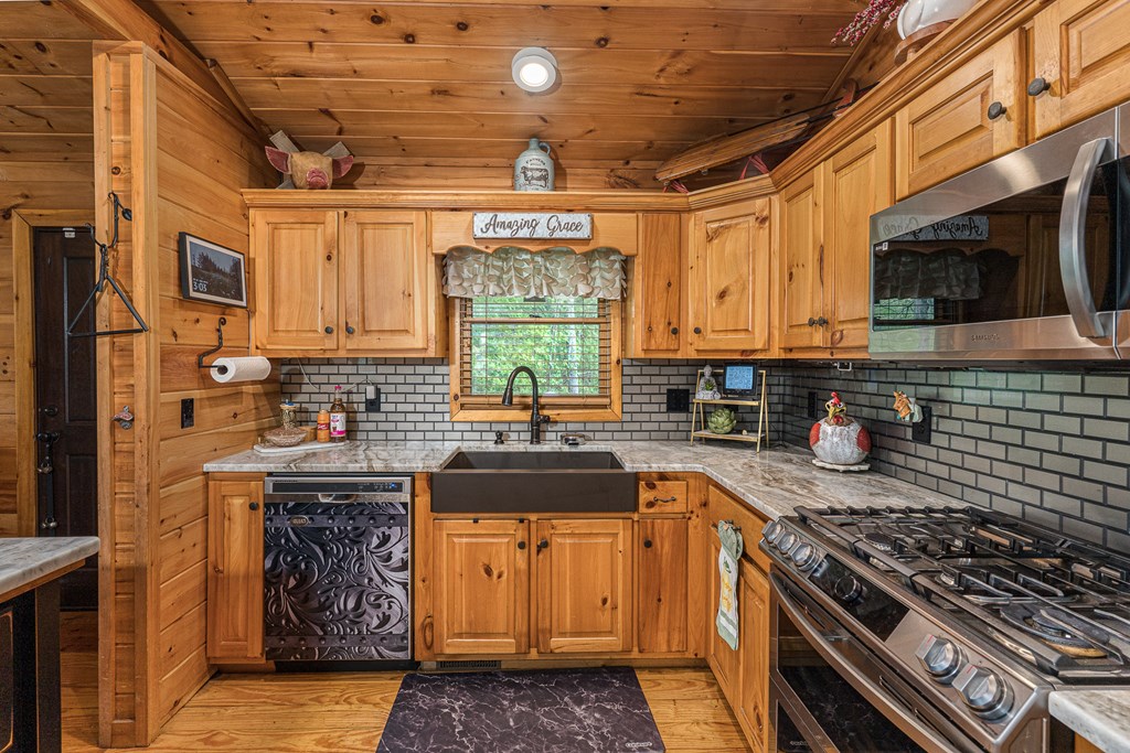211 Trickling Branch Way, MURPHY, North Carolina image 12