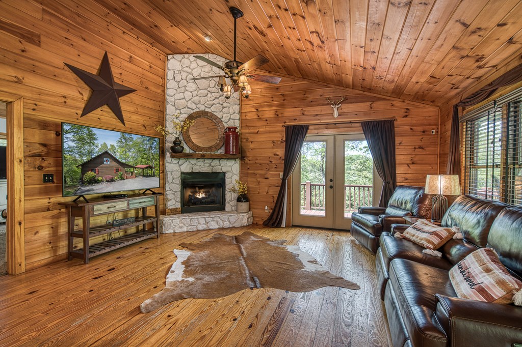 211 Trickling Branch Way, MURPHY, North Carolina image 9