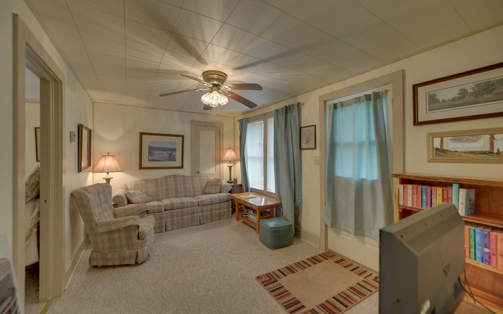 1082 Valley River Avenue, MURPHY, North Carolina image 37