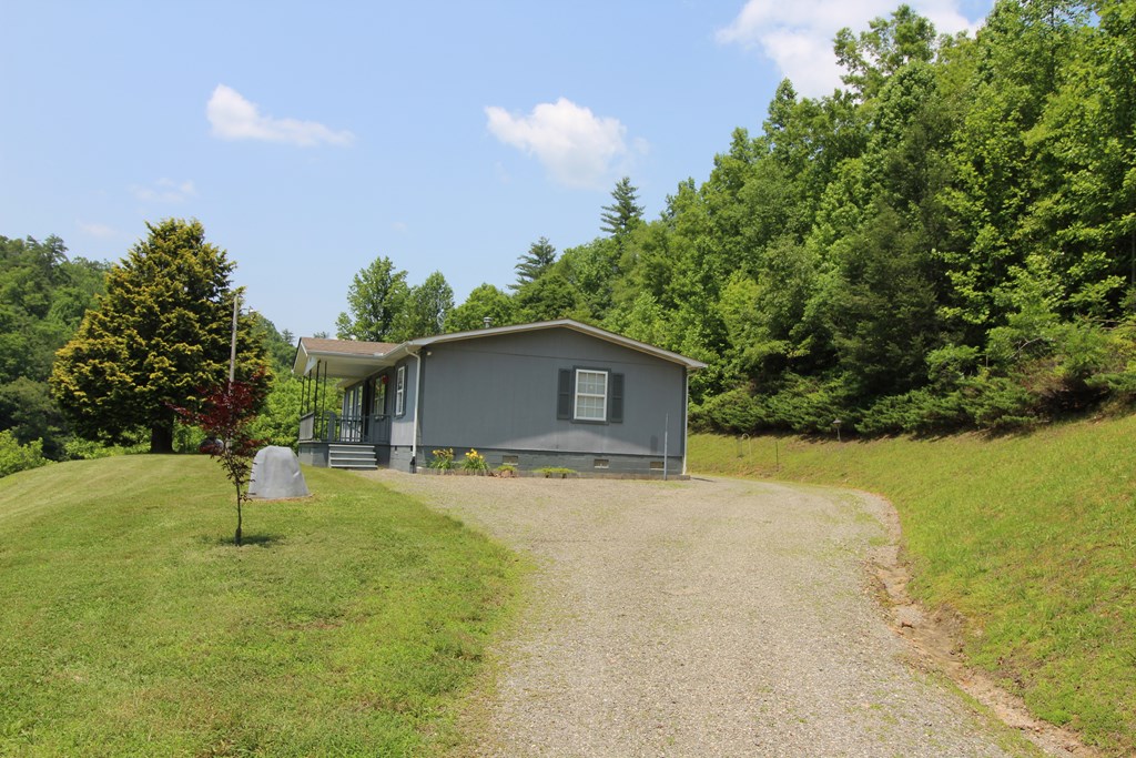 800 Grape Creek Rd, MURPHY, North Carolina image 18
