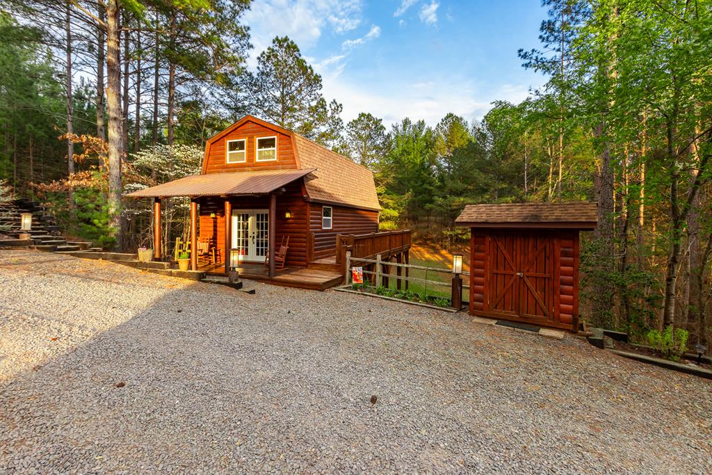 Murphy, North Carolina, 28906, United States, 4 Bedrooms Bedrooms, ,5 BathroomsBathrooms,Residential,Active,2038213
