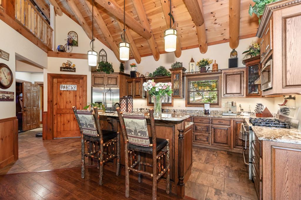 Murphy, North Carolina, 28906, United States, 4 Bedrooms Bedrooms, ,5 BathroomsBathrooms,Residential,Active,2038213