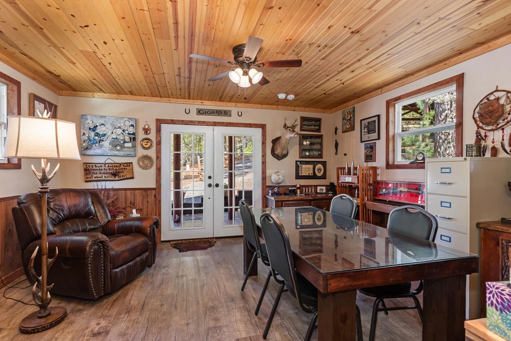 Murphy, North Carolina, 28906, United States, 4 Bedrooms Bedrooms, ,5 BathroomsBathrooms,Residential,Active,2038213