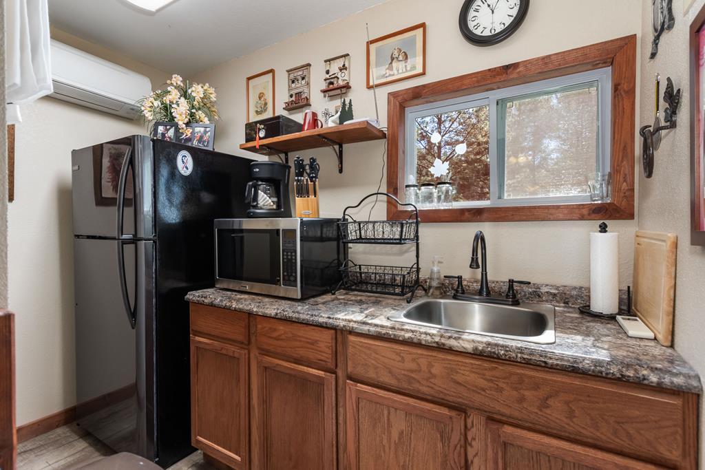 Murphy, North Carolina, 28906, United States, 4 Bedrooms Bedrooms, ,5 BathroomsBathrooms,Residential,Active,2038213