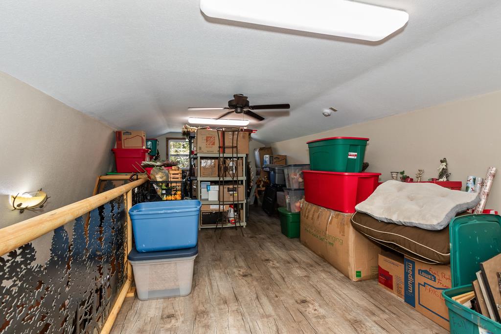 Murphy, North Carolina, 28906, United States, 4 Bedrooms Bedrooms, ,5 BathroomsBathrooms,Residential,Active,2038213