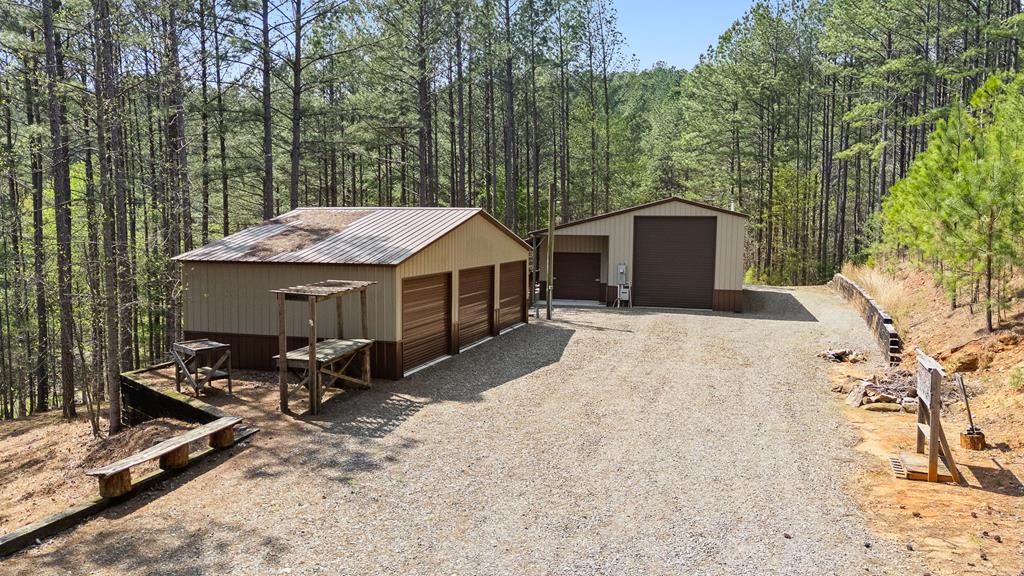 Murphy, North Carolina, 28906, United States, 4 Bedrooms Bedrooms, ,5 BathroomsBathrooms,Residential,Active,2038213