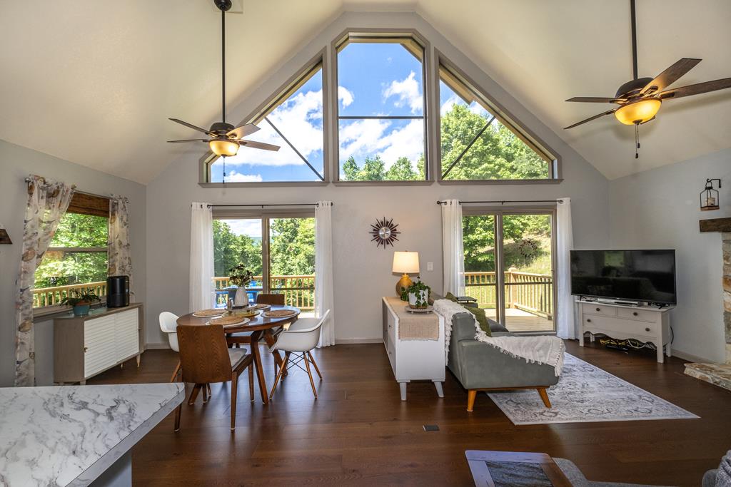 1379 Crystal Springs Rd, MURPHY, North Carolina image 4