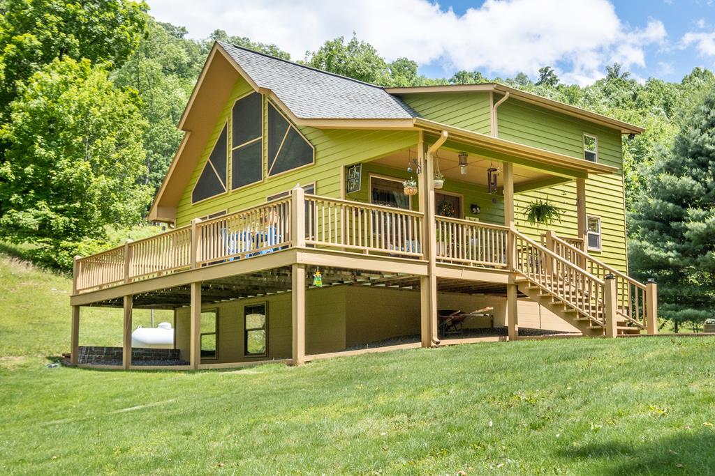 1379 Crystal Springs Rd, MURPHY, North Carolina image 2