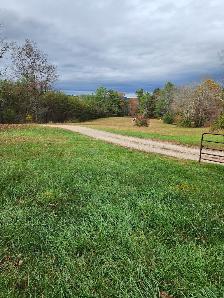 1924 Cook Bridge Road, MURPHY, North Carolina image 3