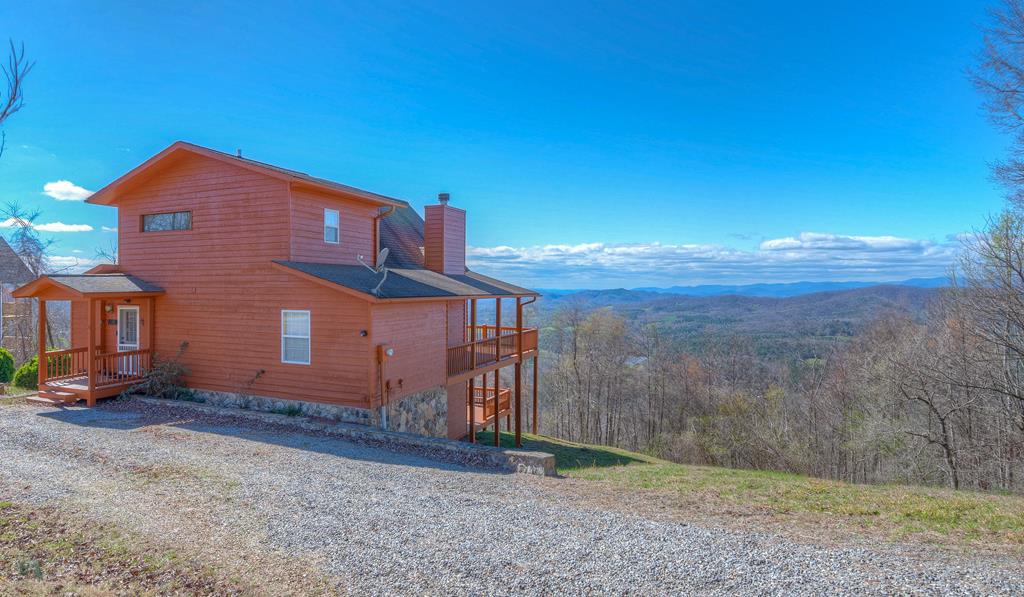 249 Grant Drive, BRASSTOWN, North Carolina image 1