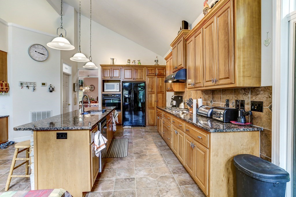 5981 Candy Mountain Road, MURPHY, North Carolina image 7