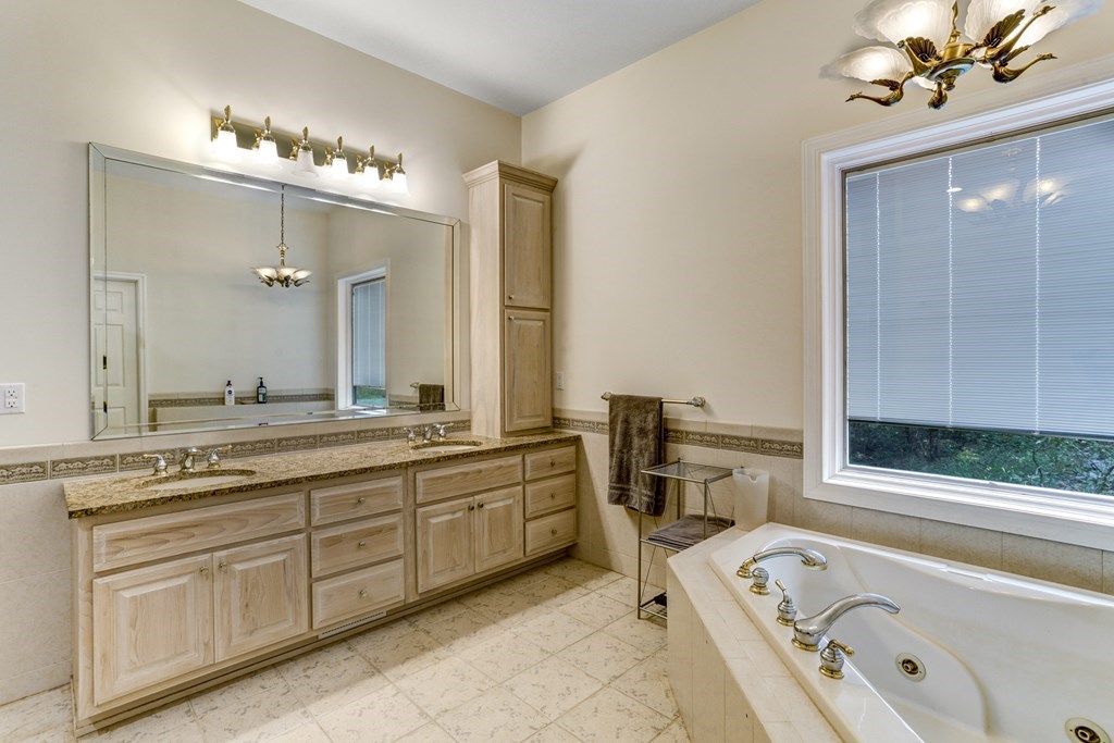 5981 Candy Mountain Road, MURPHY, North Carolina image 17