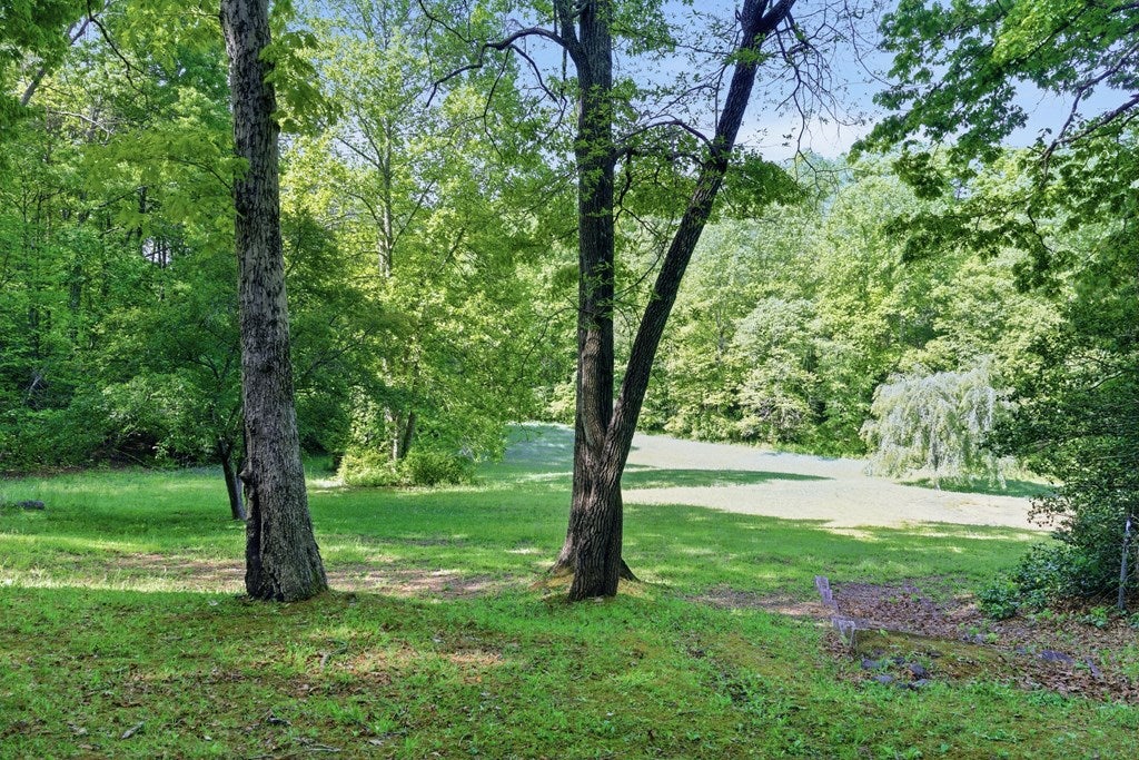 510 Mountain Top Rd - Photo 3