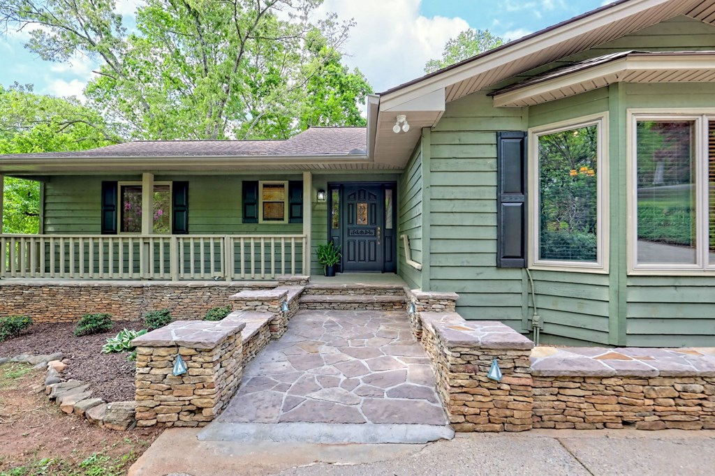 2403 Hidden Valley Road, HIAWASSEE, Georgia image 10