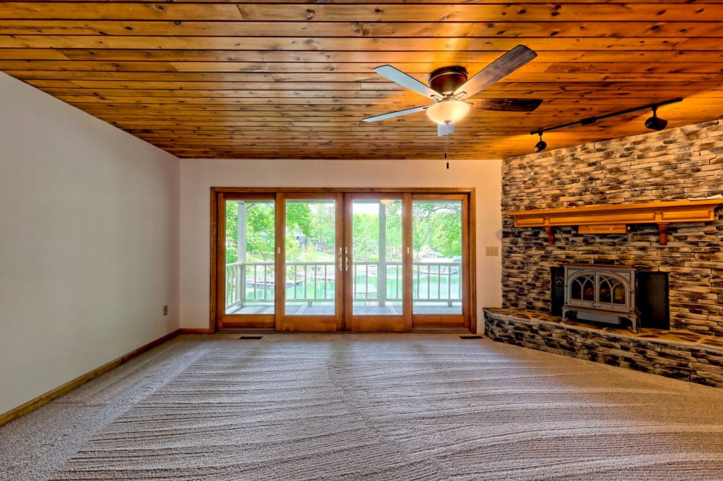 2403 Hidden Valley Road, HIAWASSEE, Georgia image 17