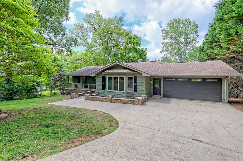 2403 Hidden Valley Road, HIAWASSEE, Georgia image 8